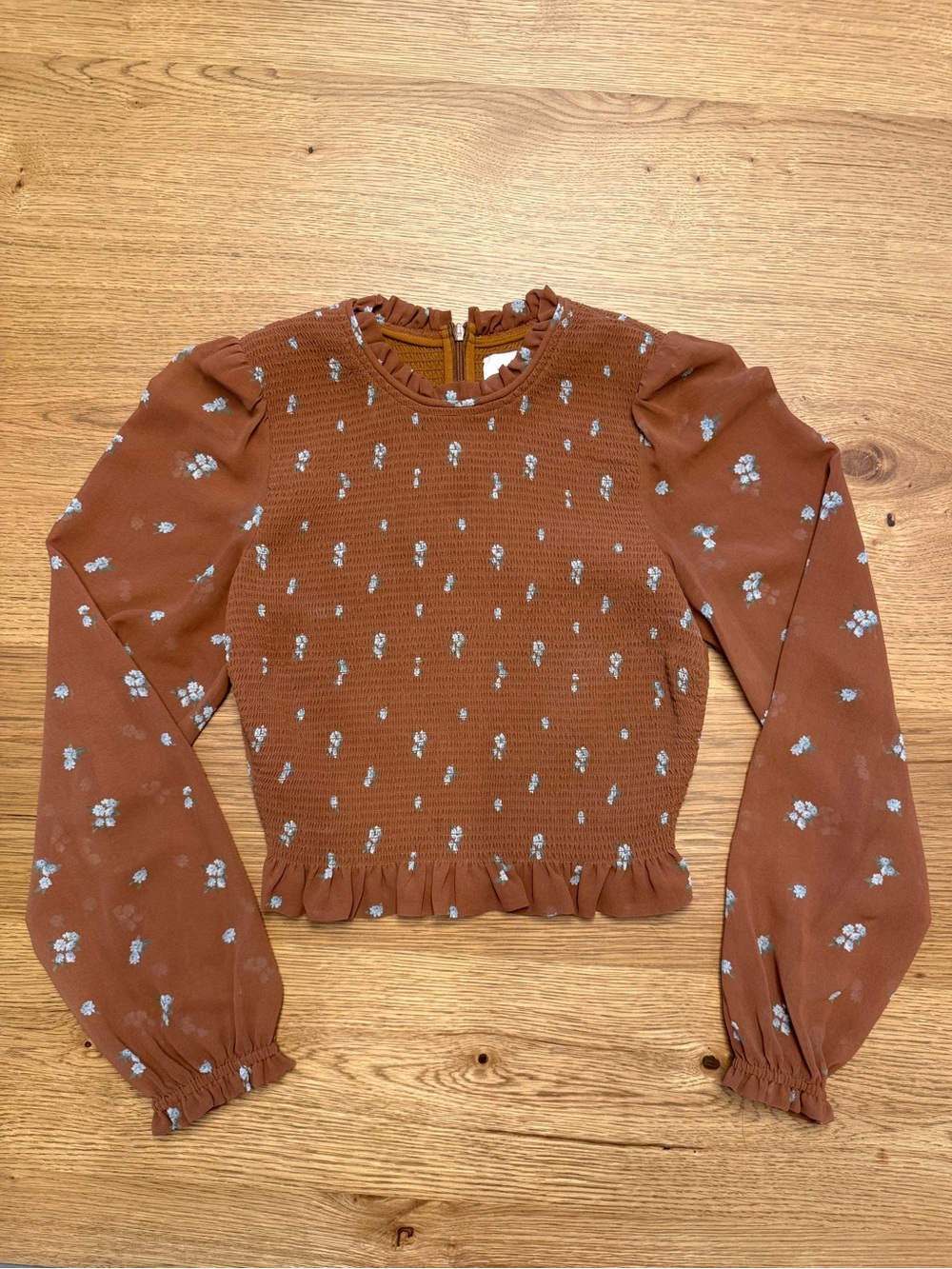 Aritzia | New Tempest Blouse | Brown Floral Smocked Long Sleeve Top | Size S